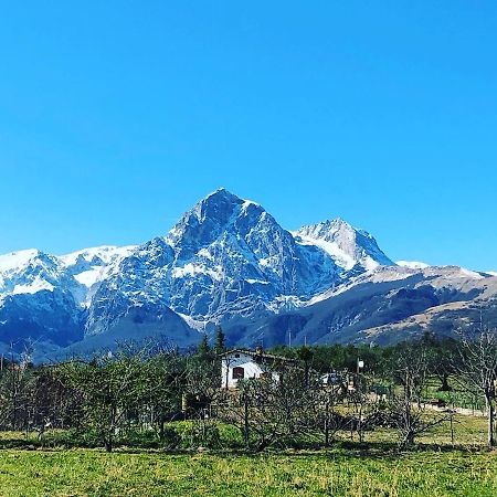 La Casetta Di Trignano Isola del Gran Sasso d'Italia Luaran gambar